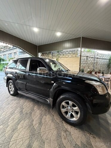 Toyota Land Cruiser Prado-3