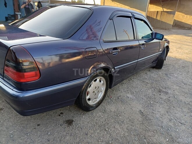 Mercedes C 220-6
