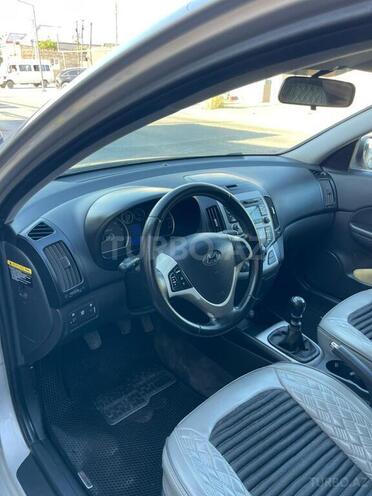 Hyundai i30-9