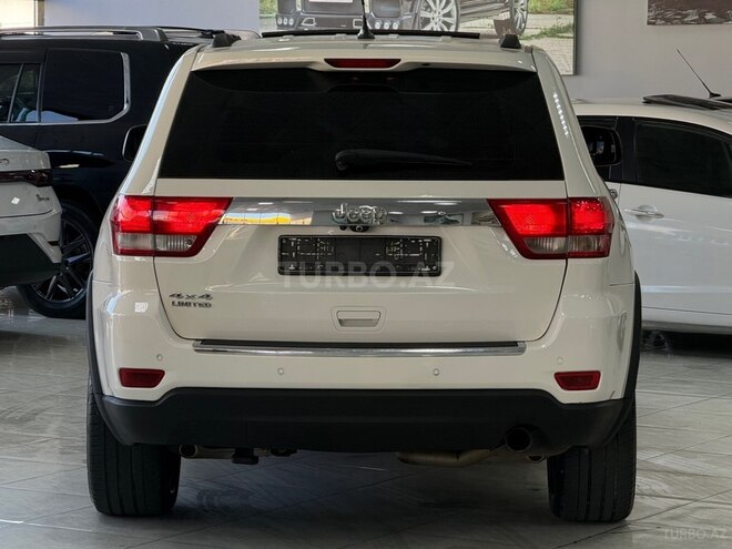 Jeep Grand Cherokee-8