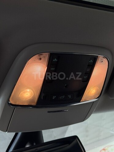 Jeep Grand Cherokee-21