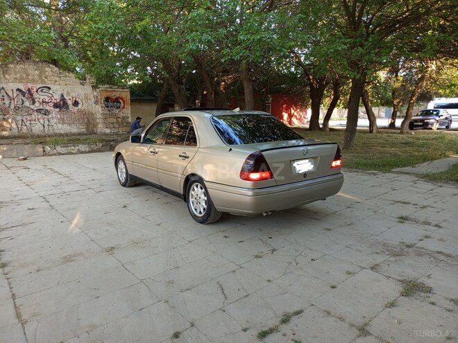 Mercedes C 220-4