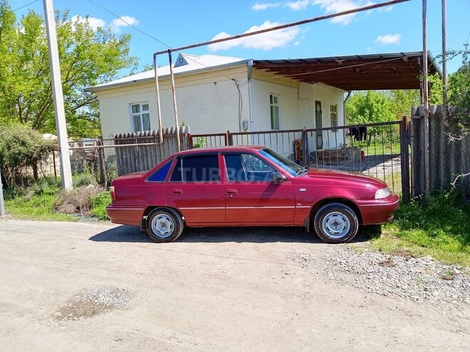 Daewoo Nexia-7