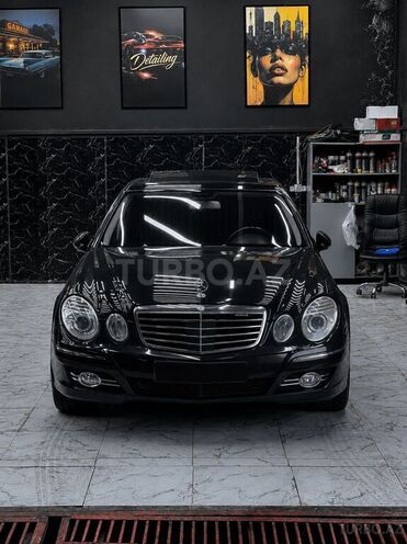 Mercedes E 350 4MATIC-1