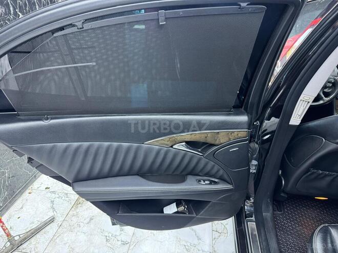 Mercedes E 350 4MATIC-11