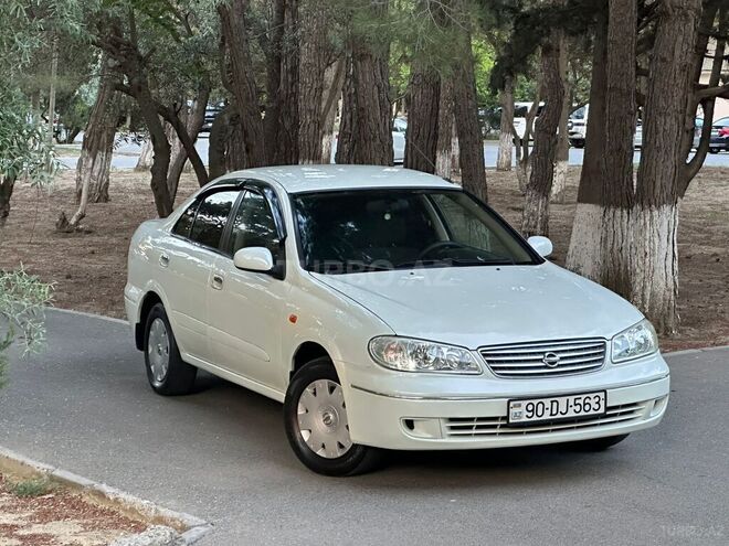 Nissan Sunny-3