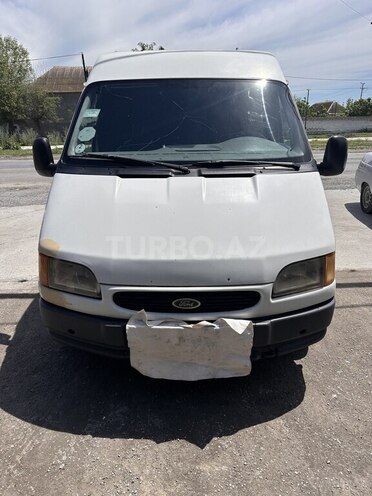 Ford Transit-1