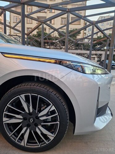 Changan Qiyuan A05-4