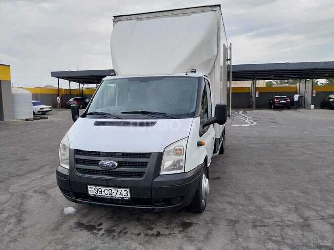 Ford Transit-1