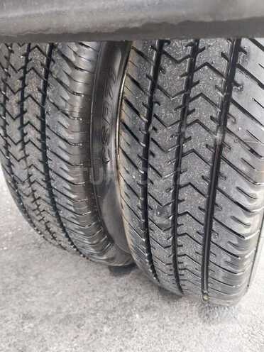 Ford Transit-10