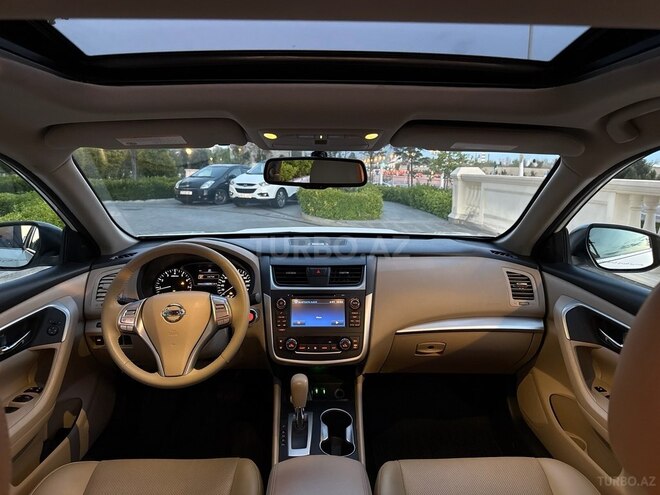 Nissan Altima-9