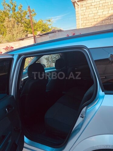 Opel Astra-10