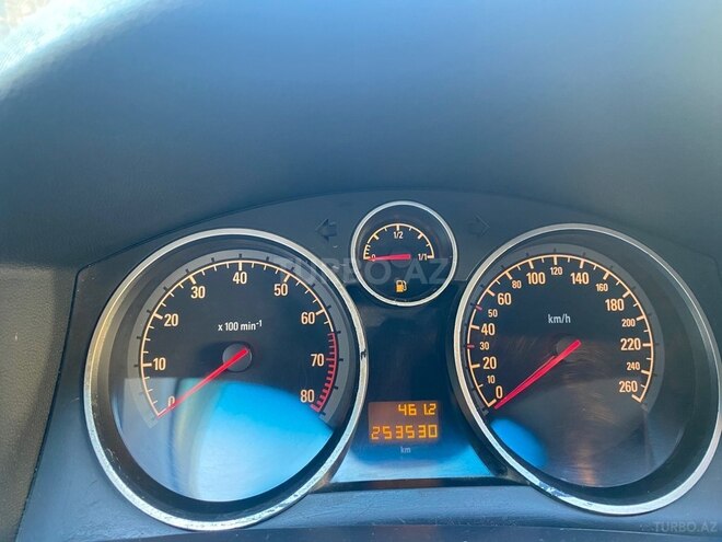 Opel Astra-13