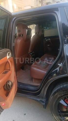 Porsche Cayenne-9