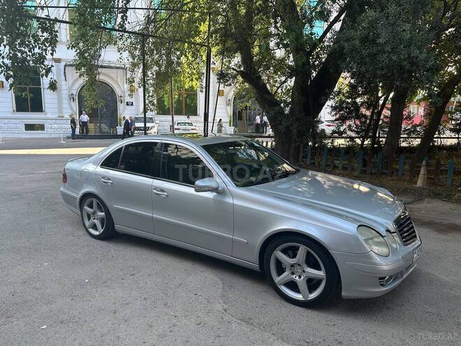 Mercedes E 220-8