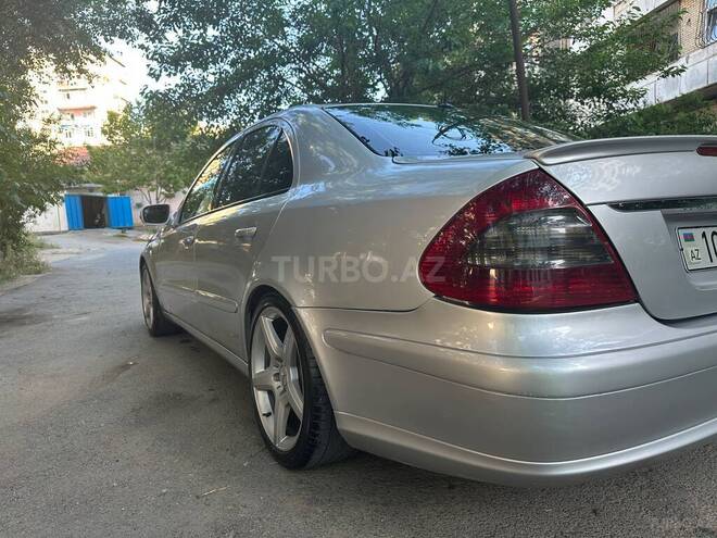 Mercedes E 220-7