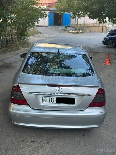 Mercedes E 220-5