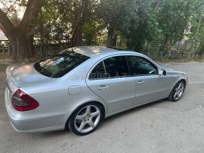 Mercedes E 220-4