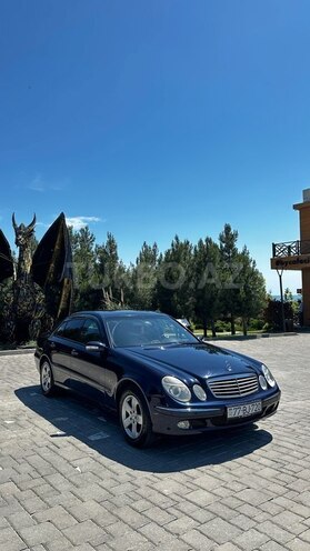 Mercedes E 240-2