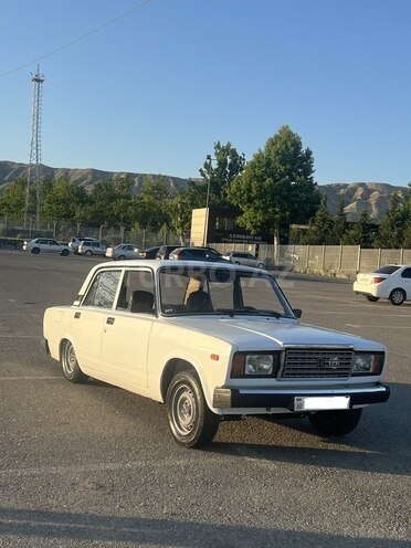 LADA (VAZ) 2107-5