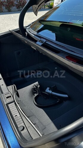 Mercedes E 240-20
