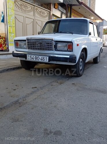 LADA (VAZ) 2107-1