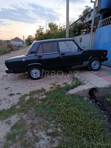 LADA (VAZ) 2107-2