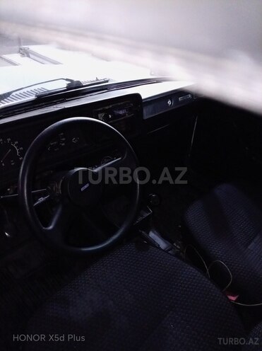 LADA (VAZ) 2107-8
