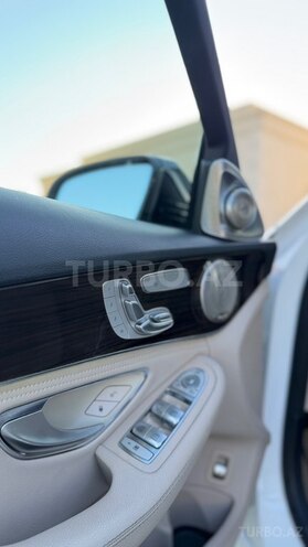 Mercedes C 300-14