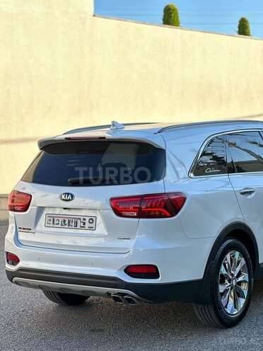 Kia Sorento-10