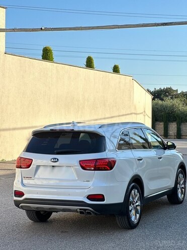 Kia Sorento-9
