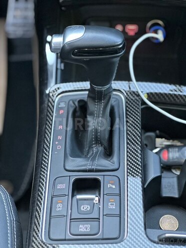 Kia Sorento-14