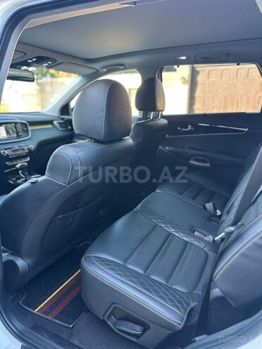 Kia Sorento-18