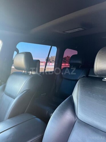 Lexus LX 570-12