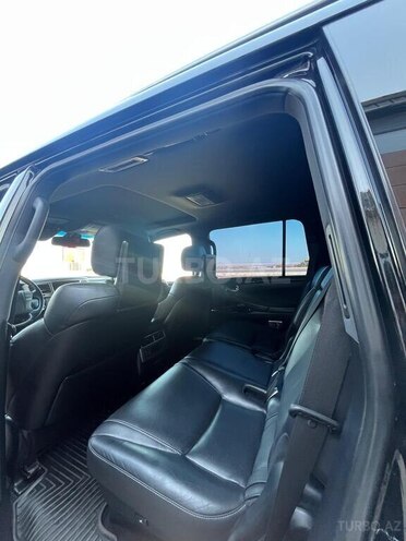 Lexus LX 570-16
