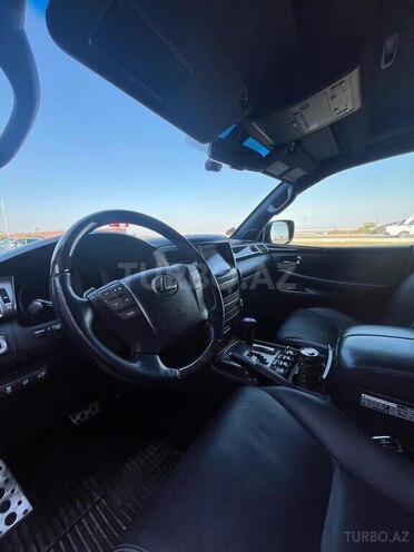 Lexus LX 570-15