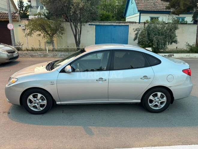 Hyundai Avante-8