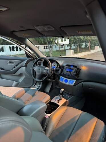 Hyundai Avante-15