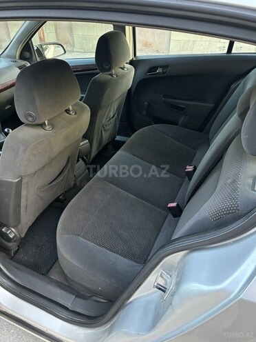 Opel Astra-11