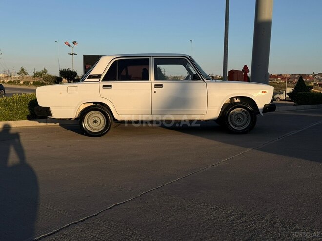 LADA (VAZ) 2107-6