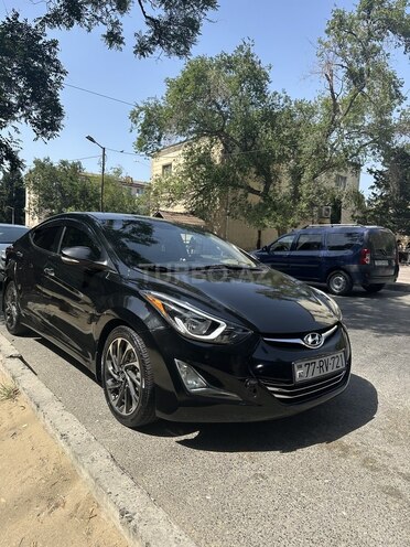 Hyundai Elantra-10