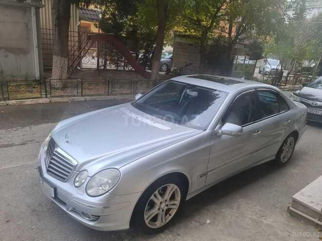 Mercedes E 220-2