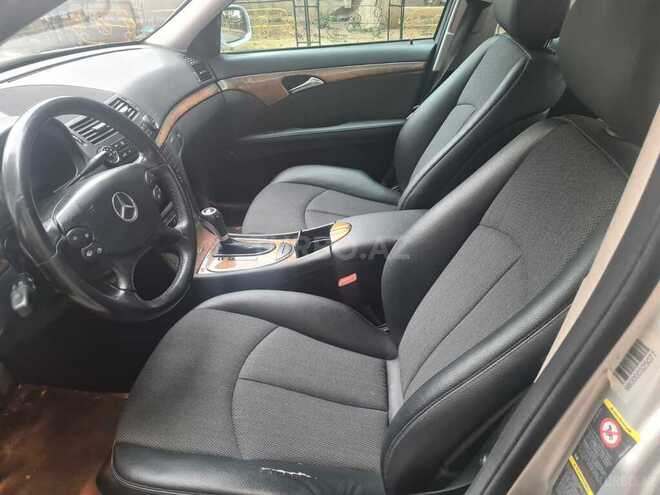 Mercedes E 220-3