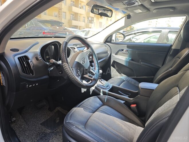 Kia Sportage-12