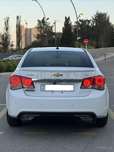 Chevrolet Cruze-2