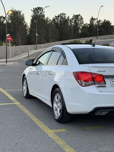 Chevrolet Cruze-6