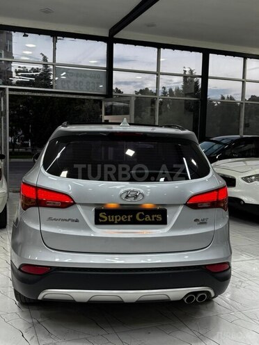 Hyundai Santa Fe-6