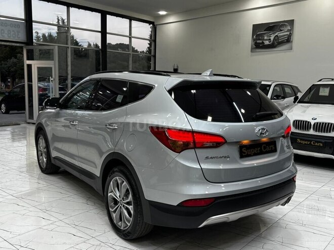 Hyundai Santa Fe-7