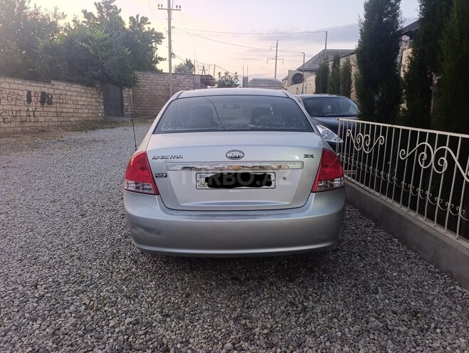 Kia Spectra-3
