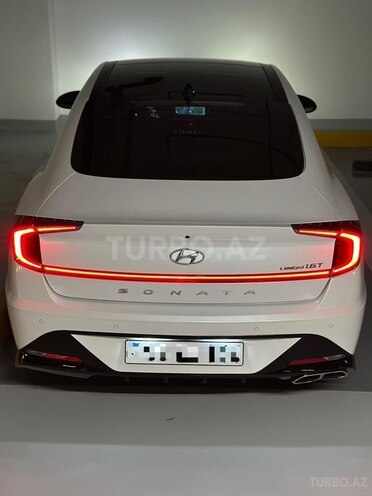 Hyundai Sonata-2